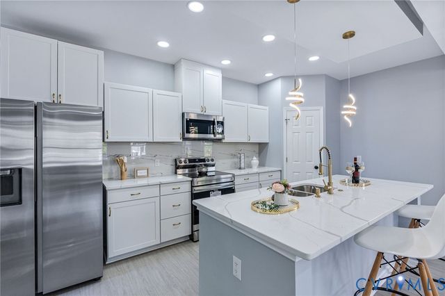938 Rome St, Petersburg, VA 23803