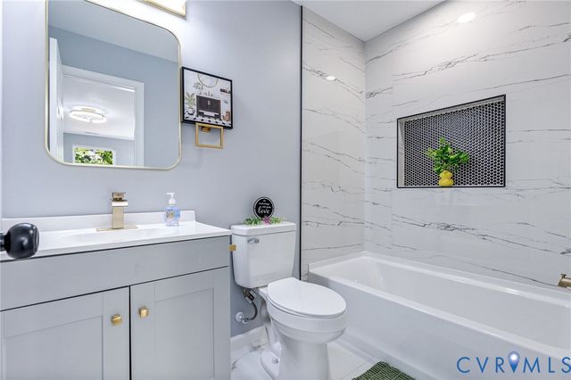 938 Rome St, Petersburg, VA 23803