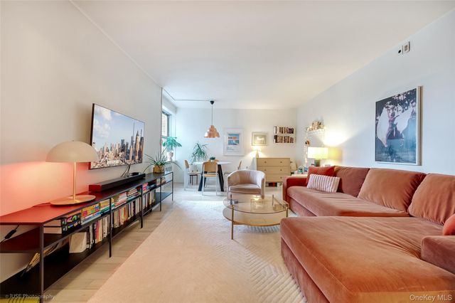 39-30 52nd Street 3B, Woodside, NY 11377