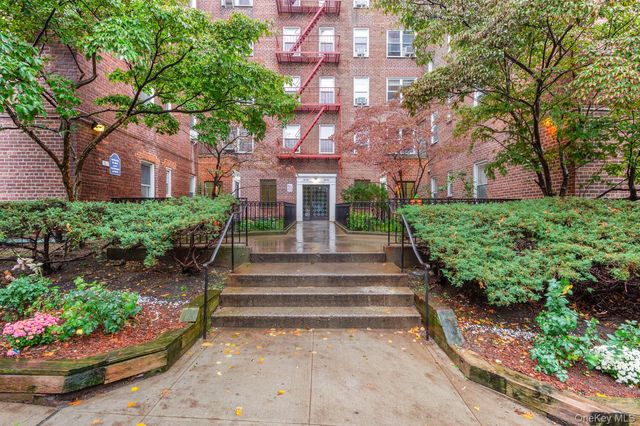 39-30 52nd Street 3B, Woodside, NY 11377