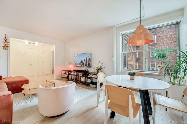 39-30 52nd Street 3B, Woodside, NY 11377