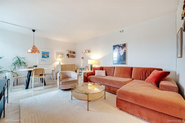 39-30 52nd Street 3B, Woodside, NY 11377