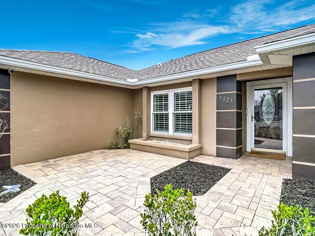 5223 Hamlet Circle, Spring Hill, FL 34606