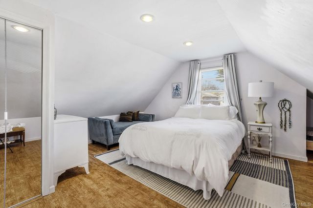 64 W Fenimore Street, Valley Stream, NY 11580