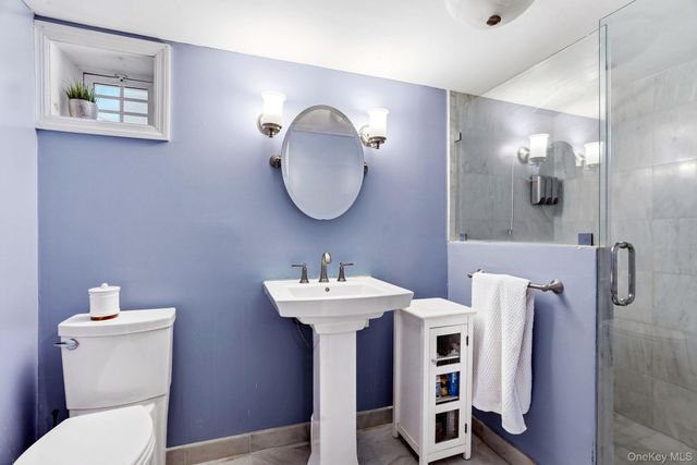 64 W Fenimore Street, Valley Stream, NY 11580