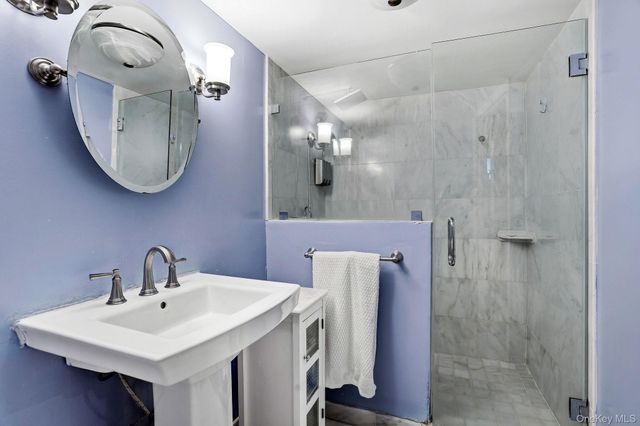 64 W Fenimore Street, Valley Stream, NY 11580