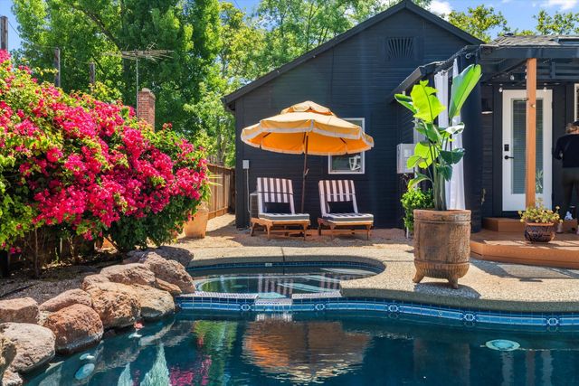 1536 49th, Sacramento, CA 95819