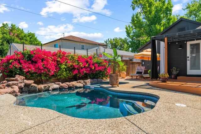 1536 49th, Sacramento, CA 95819