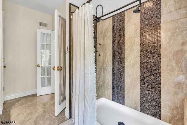 128 Raritan River Rd, Lebanon Twp., NJ 07830