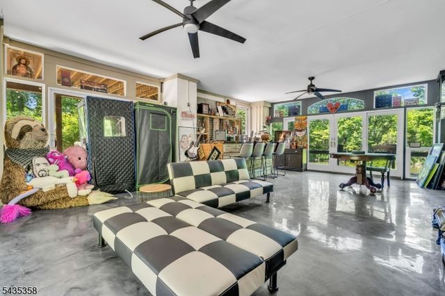 128 Raritan River Rd, Lebanon Twp., NJ 07830