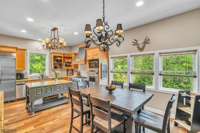 128 Raritan River Rd, Lebanon Twp., NJ 07830