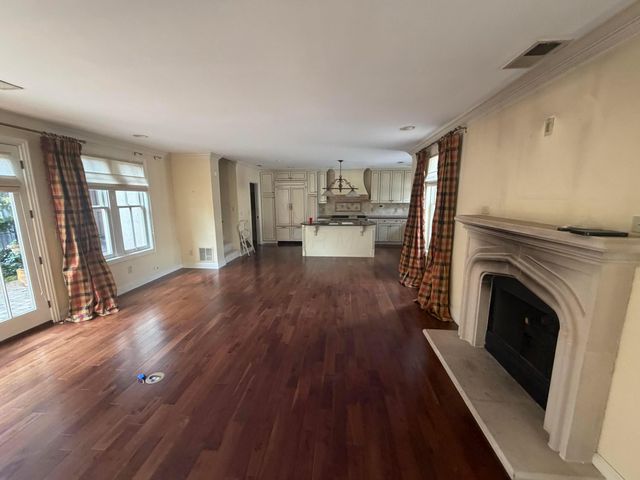 161 Jackson Street, Columbus, OH 43206