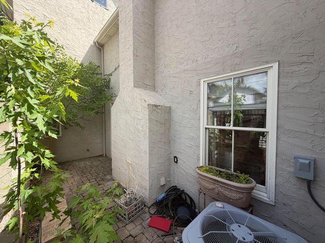 161 Jackson Street, Columbus, OH 43206