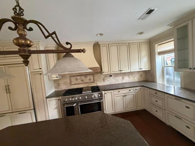 161 Jackson Street, Columbus, OH 43206