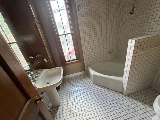 161 Jackson Street, Columbus, OH 43206