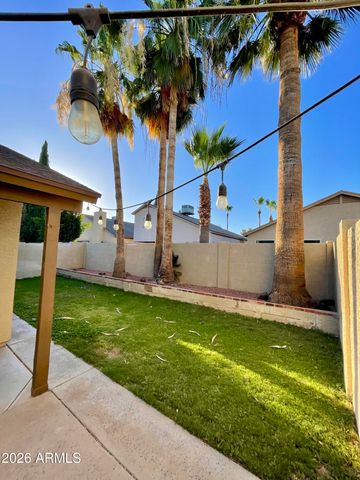 3056 E SIESTA Lane, Phoenix, AZ 85050