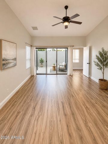 3056 E SIESTA Lane, Phoenix, AZ 85050