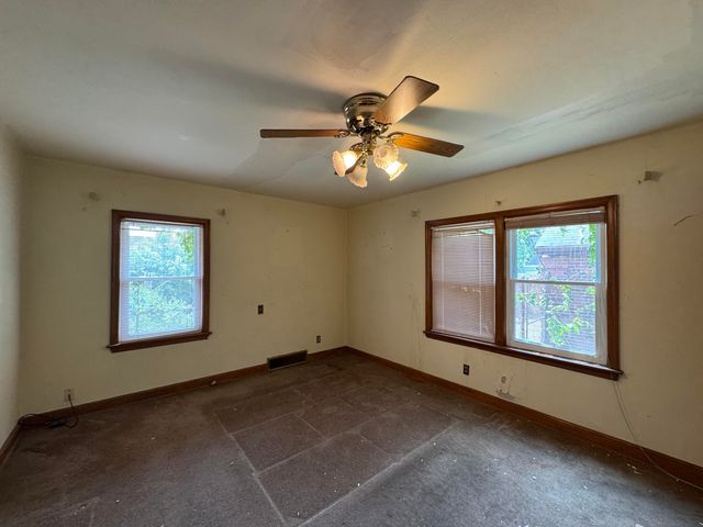 2401 W 6th Avenue, Gary, IN 46404