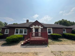2401 W 6th Avenue, Gary, IN 46404