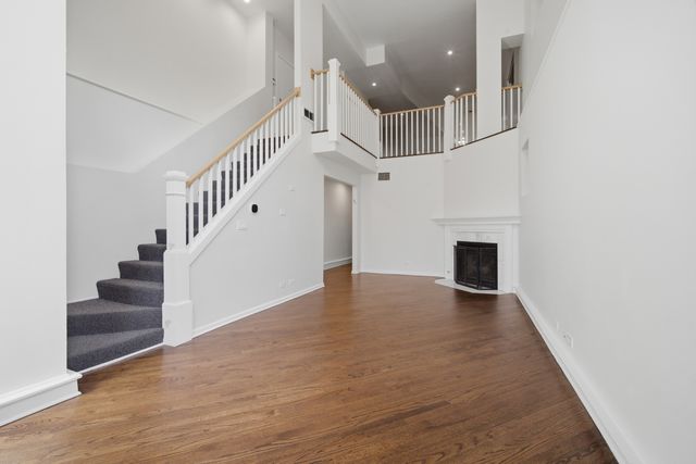626 W Buckingham Place 1E, Chicago, IL 60657