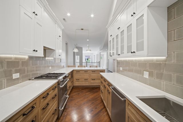 626 W Buckingham Place 1E, Chicago, IL 60657
