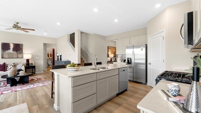 6770 Jerome Park Place, Fort Wayne, IN 46835