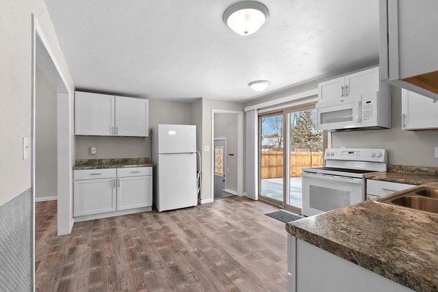 1140 S EVERGREEN STREET, Shawano, WI 54166