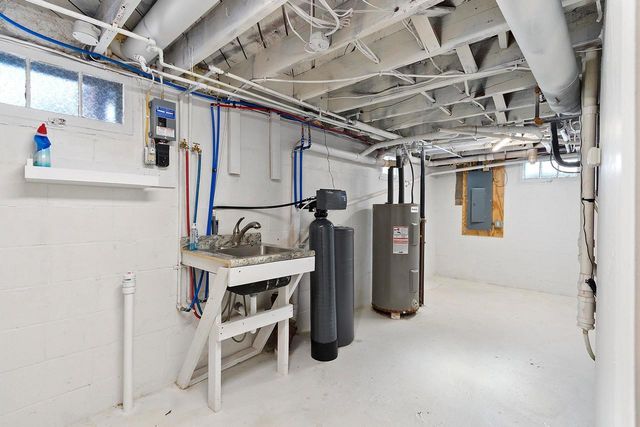 1140 S EVERGREEN STREET, Shawano, WI 54166