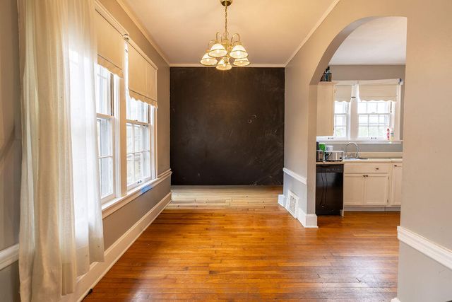 121 E 5th Street, Morehead, KY 40351