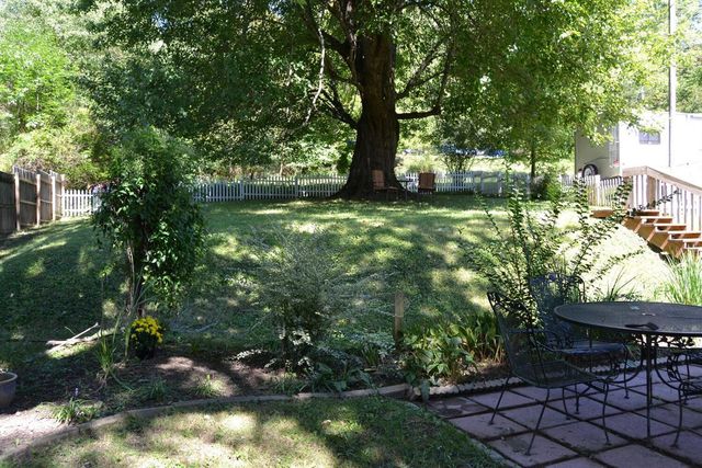 121 E 5th Street, Morehead, KY 40351