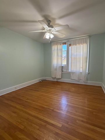 121 E 5th Street, Morehead, KY 40351