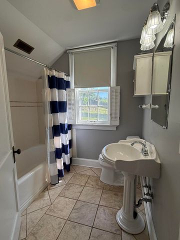 121 E 5th Street, Morehead, KY 40351