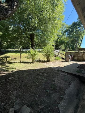121 E 5th Street, Morehead, KY 40351