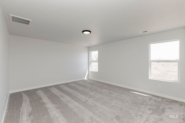 6707 W Plateau Creek Dr, Meridian, ID 83646