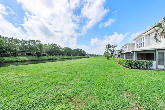 1020 Citrus Way 101, Delray Beach, FL 33445