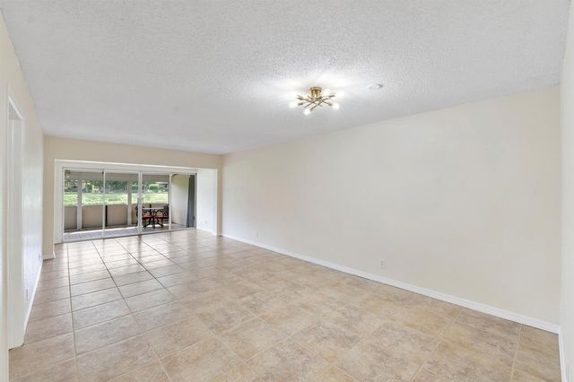 1020 Citrus Way 101, Delray Beach, FL 33445