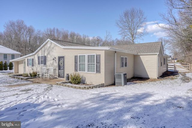 2613 OLD COUNTY RD, Newark, DE 19702