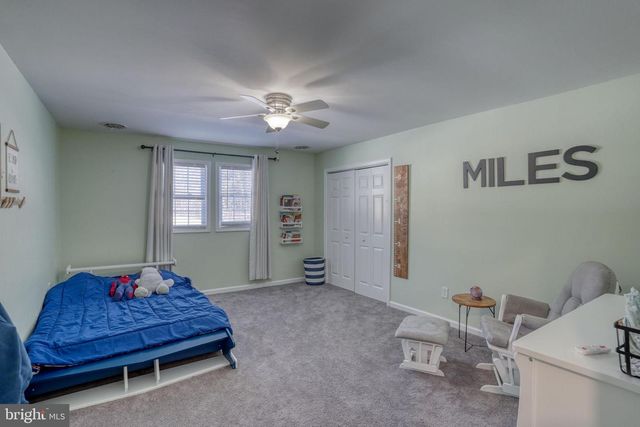 2613 OLD COUNTY RD, Newark, DE 19702