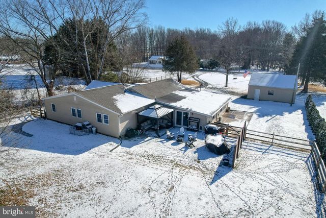 2613 OLD COUNTY RD, Newark, DE 19702