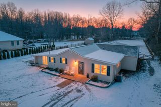 2613 OLD COUNTY RD, Newark, DE 19702