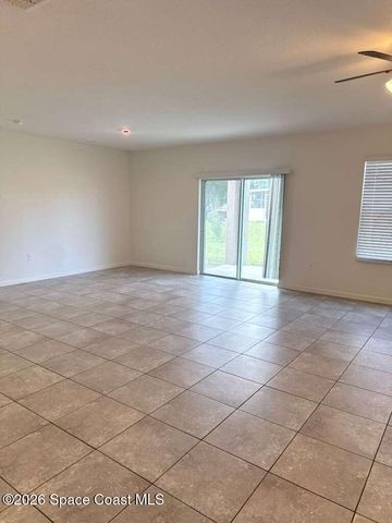 609 Concha Street NW, Palm Bay, FL 32907