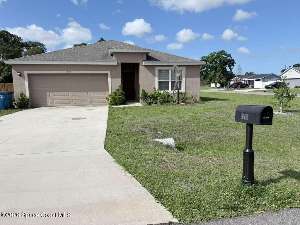 609 Concha Street NW, Palm Bay, FL 32907