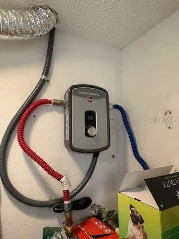 11140 CARRIAGE HILL DRIVE 4, Port Richey, FL 34668