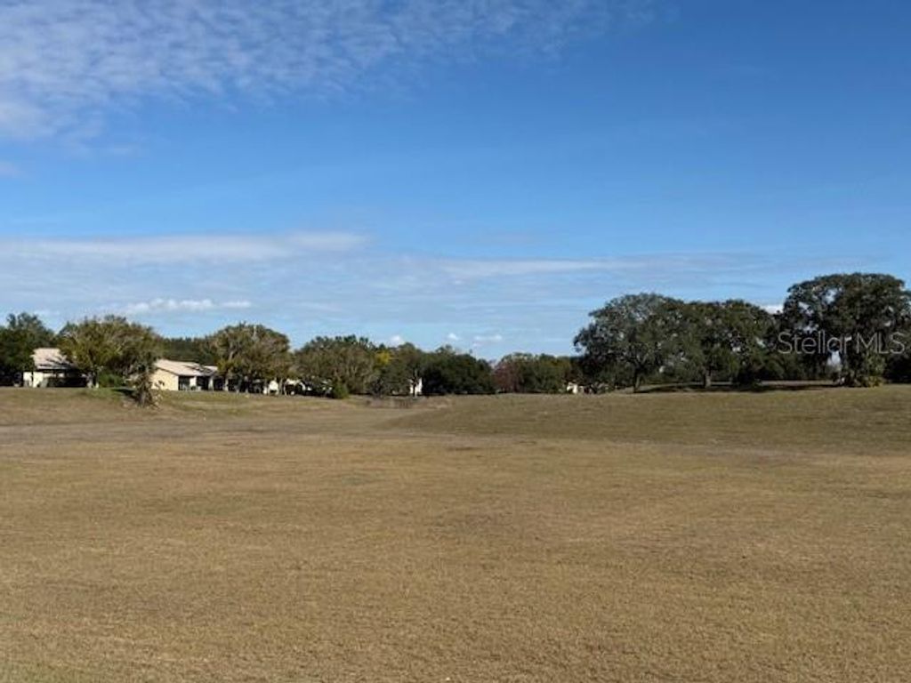 Image 15 of property listing at 11140 CARRIAGE HILL DRIVE 4, Port Richey, FL 34668