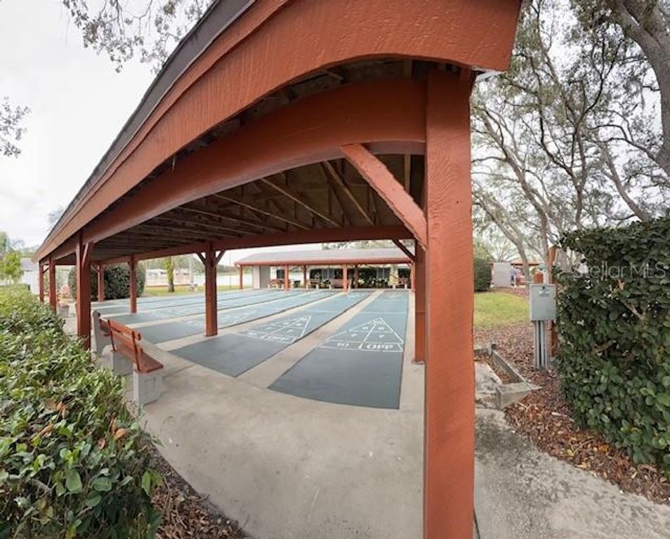 Image 46 of property listing at 11140 CARRIAGE HILL DRIVE 4, Port Richey, FL 34668