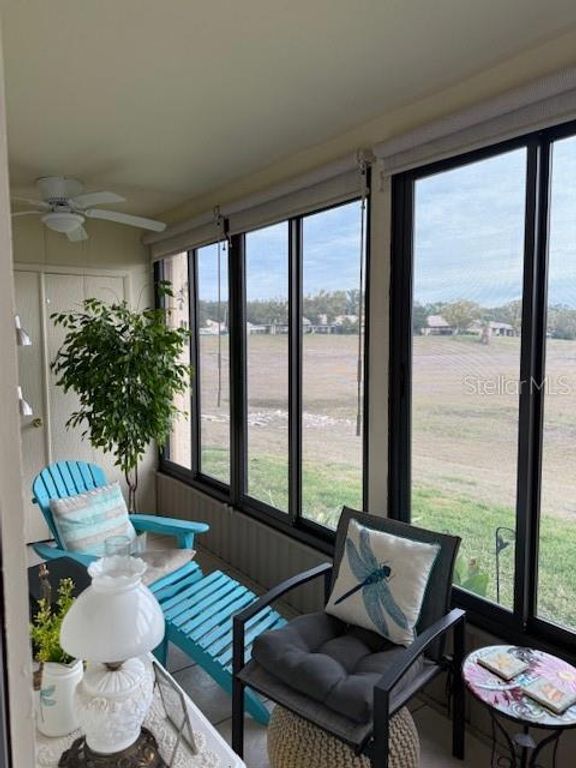 Image 8 of property listing at 11140 CARRIAGE HILL DRIVE 4, Port Richey, FL 34668