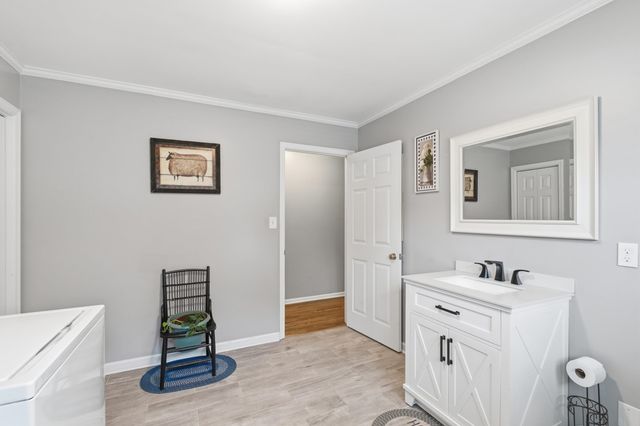 6 Carolina Oaks Drive, Chesnee, SC 29323