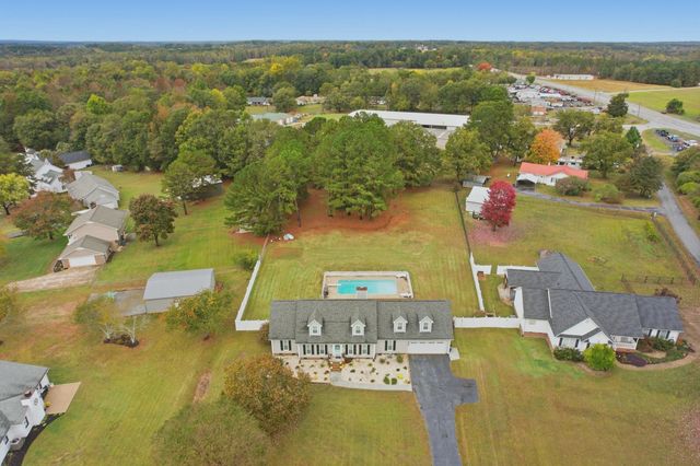 6 Carolina Oaks Drive, Chesnee, SC 29323