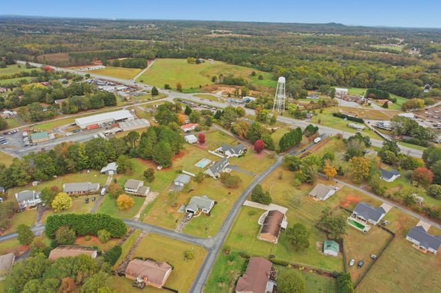 6 Carolina Oaks Drive, Chesnee, SC 29323