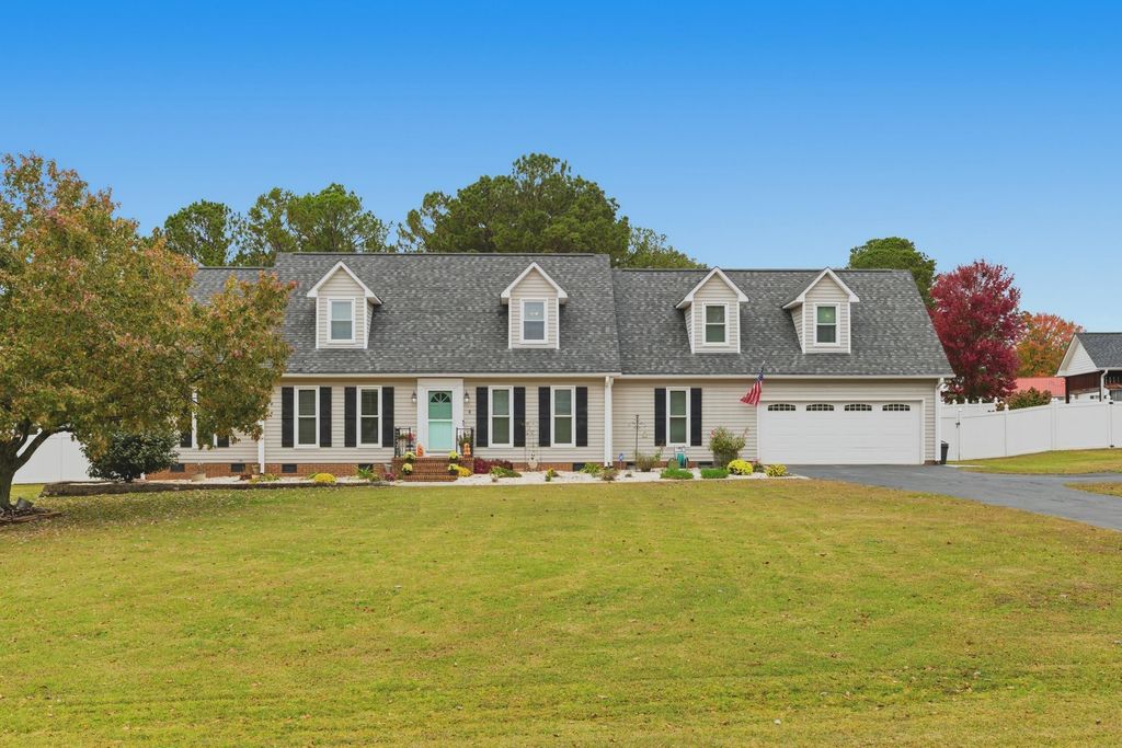 6 Carolina Oaks Drive, Chesnee, SC 29323